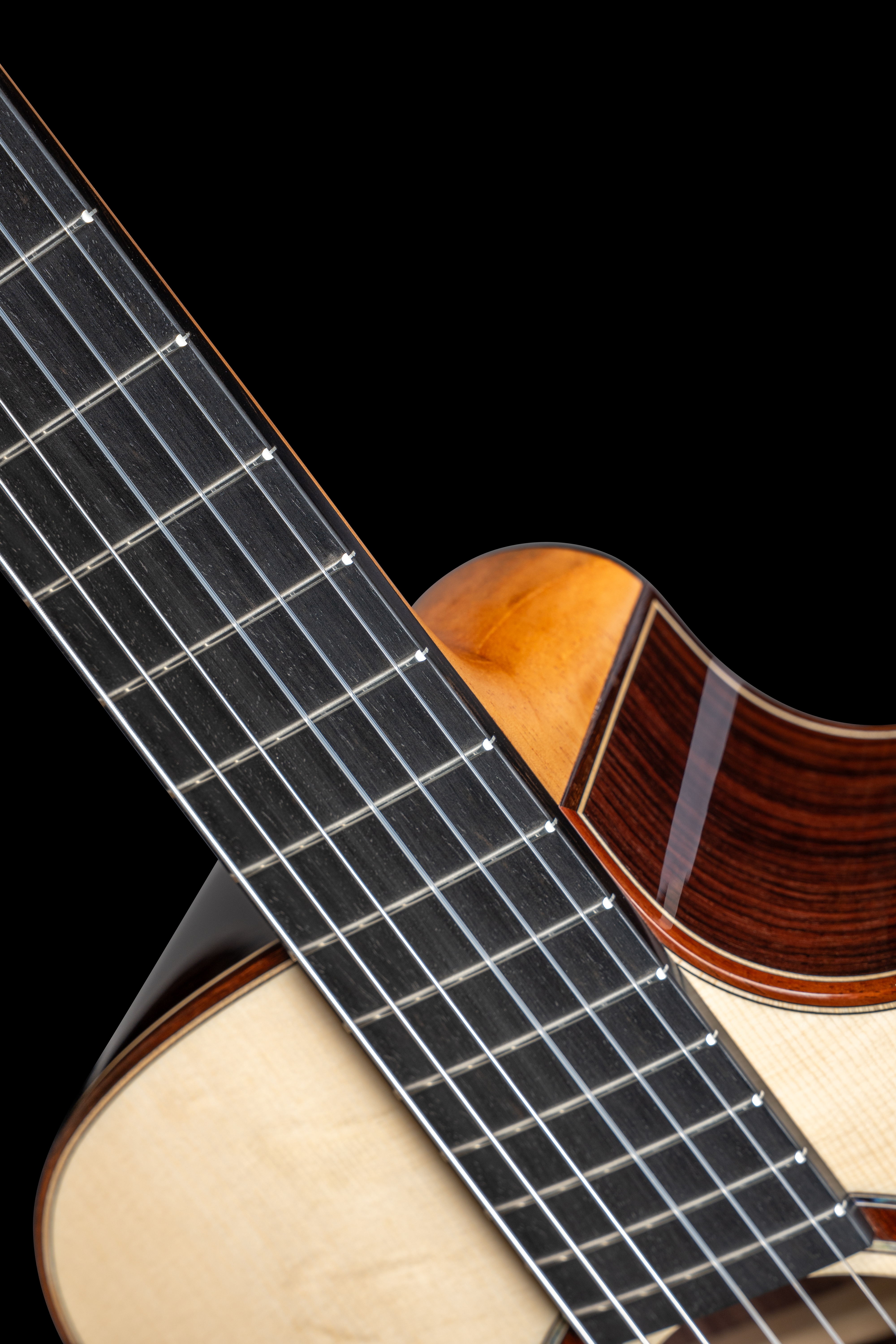 M-32 CP Classic Crossover Deluxe